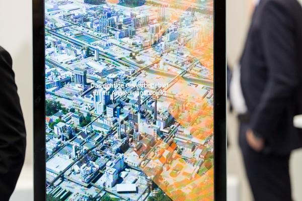 Highlight Riesen-Smartphone