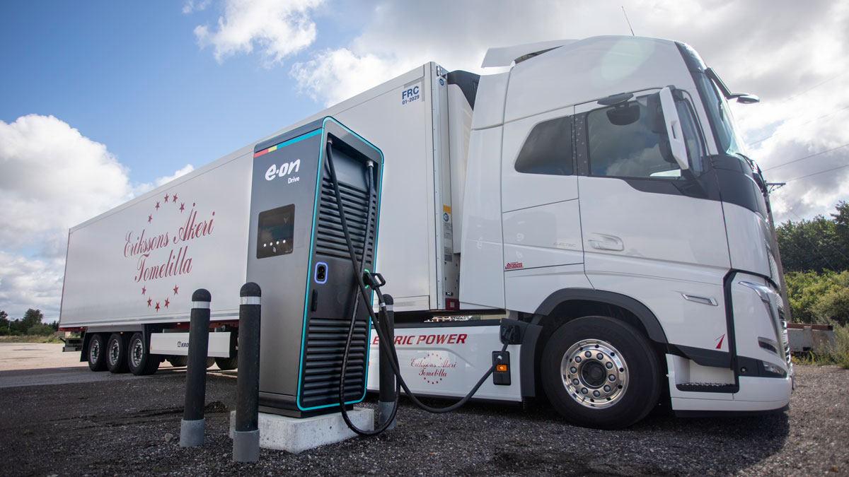 Interview mit E.ON Drive eMobility Experte Benjamin Ruß: Elektromobilität in der Logistik - Laden Sie Ihre Zukunft auf! Bild