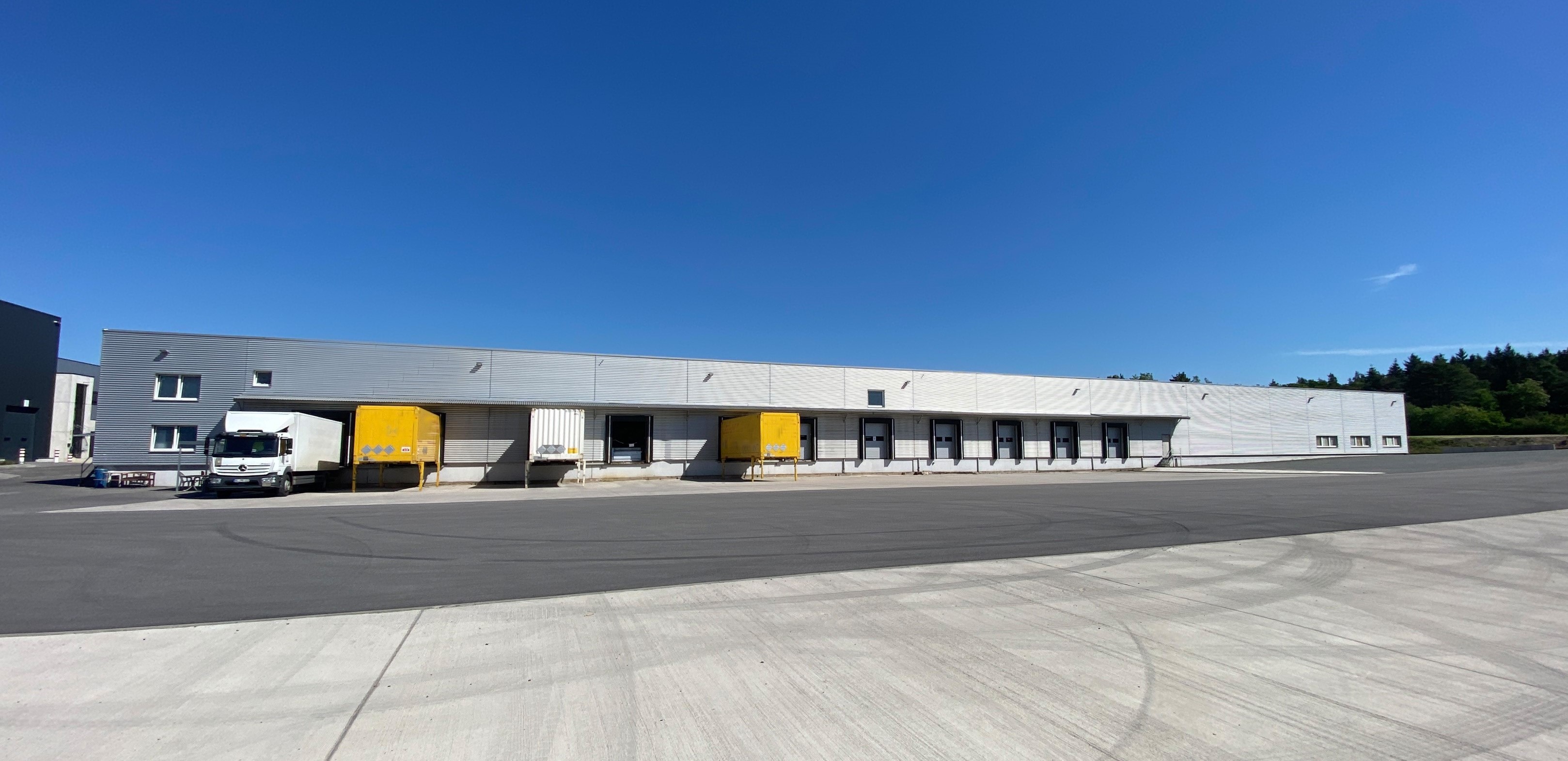 Logistikimmobilie in Lüneburg angemietet – Logivest berät die PohlCon GmbH bei ihrer Expansion Bild