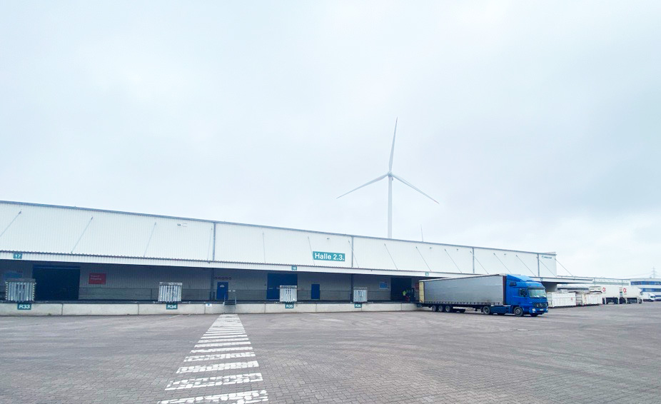 Expansion im Hamburger Hafen – Logivest berät Fortis Work bei Logistikanmietung Bild
