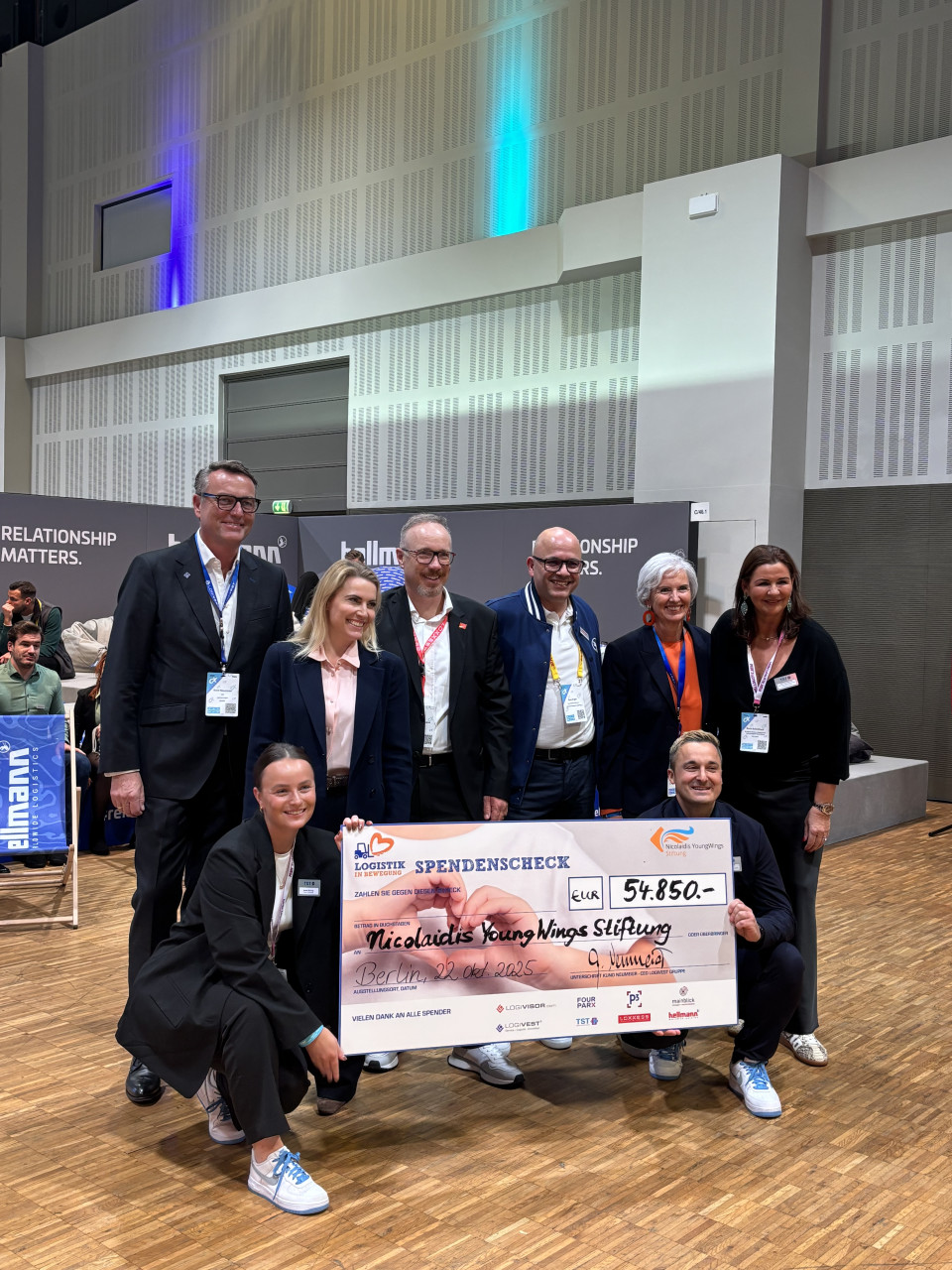 251023_LiB_Scheckuebergabe