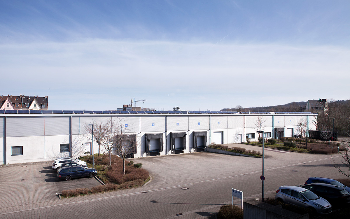 Im Norden Düsseldorfs – Logivest vermittelt über 5.000 Quadratmeter Lagerfläche an M+K Tief & Kabelbau Bild
