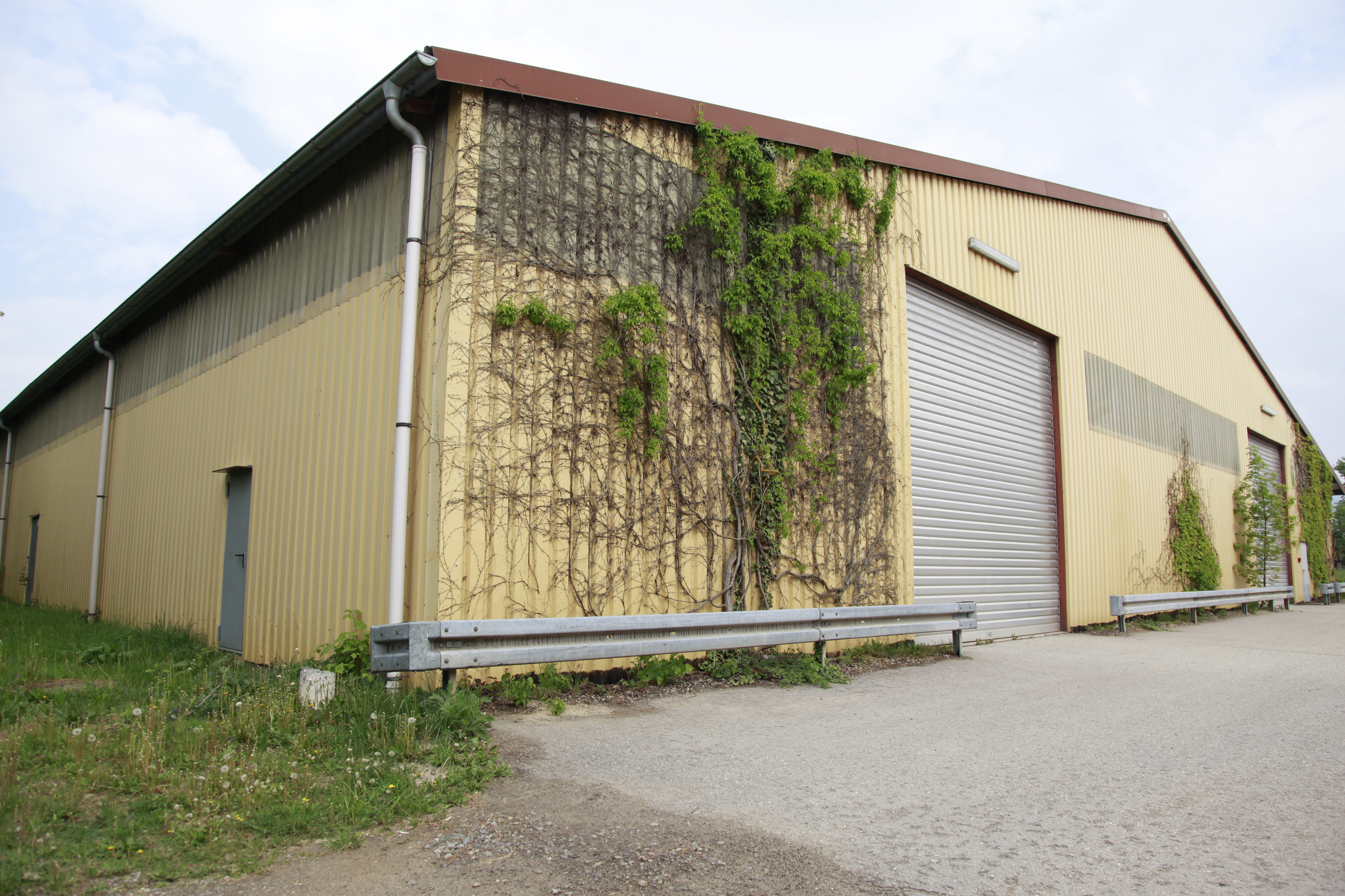 Logivest berät Abschlepp-Service Adena GmbH bei Neuanmietung in Krefeld Bild