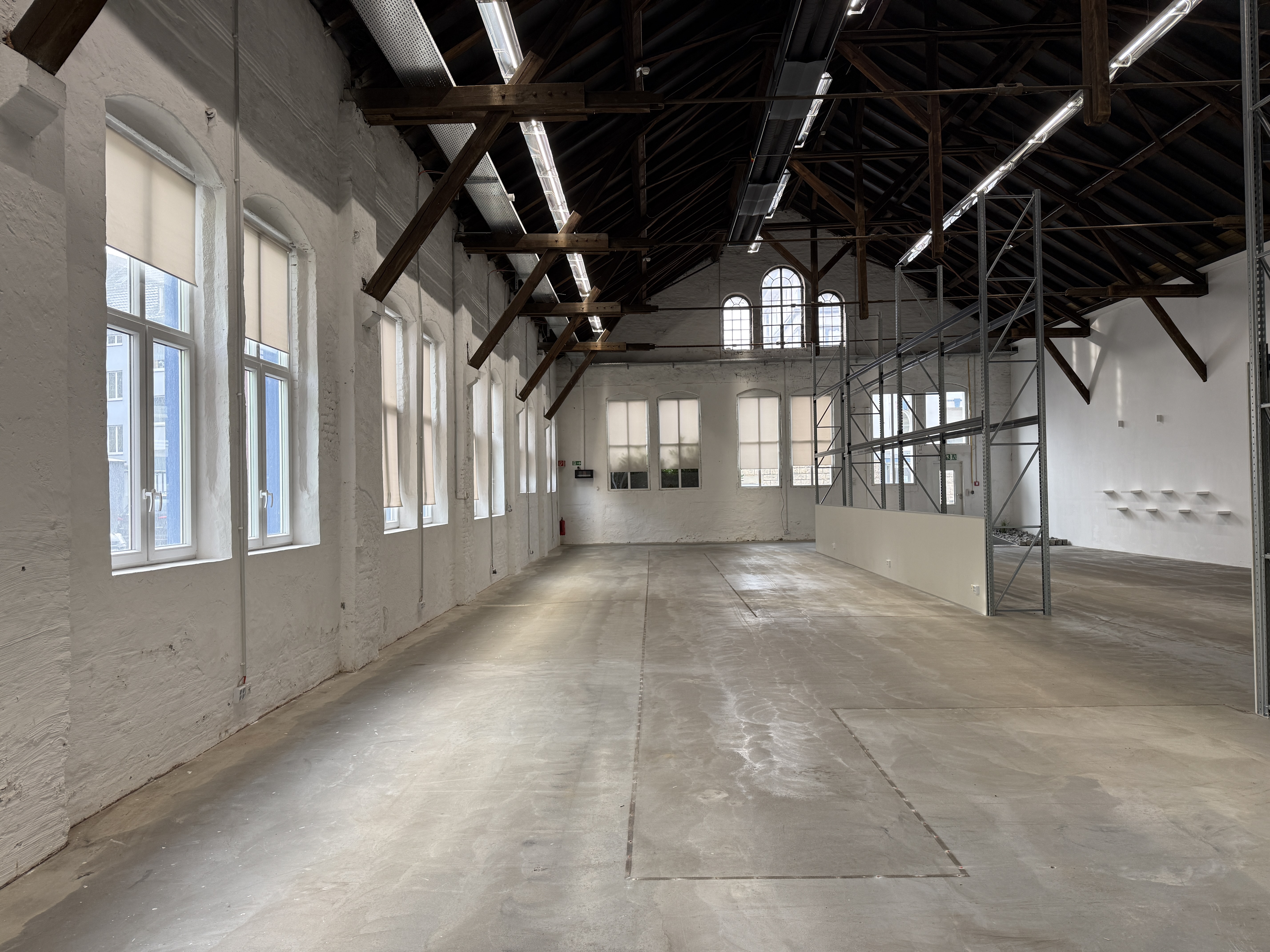 Logivest vermittelt über 5.500 Quadratmeter Logistikfläche in Witten Bild