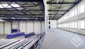 Logivest vermittelt etwa 1.150 m² Lagerfläche im Gewerbegebiet Schlachthof in Viersen