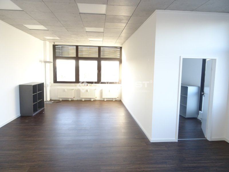 Logivest - Bild von Produktionshalle – 17708