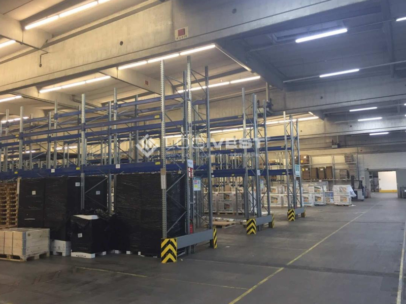 Logivest - Beispiel von Gewerbehalle – 20550