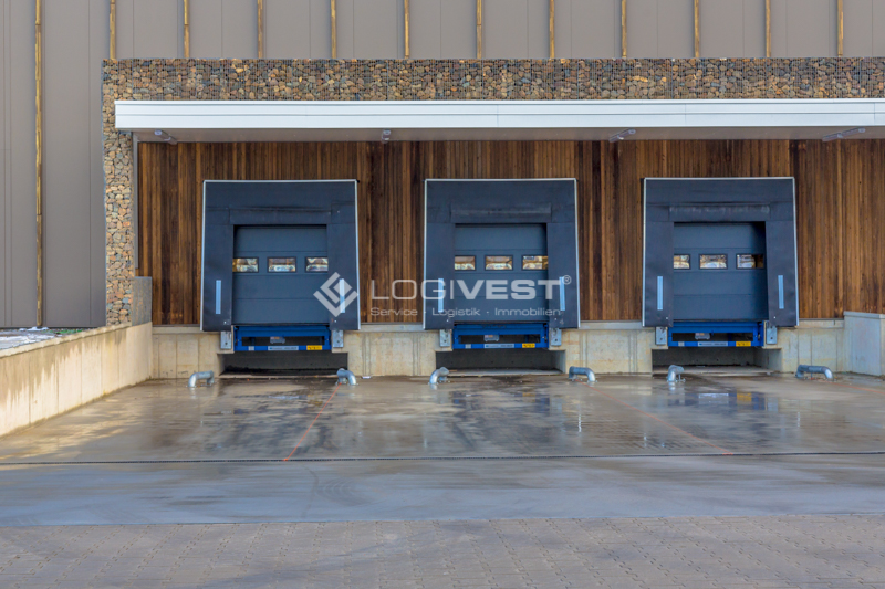 Logivest - Musterbild von Industriehalle – 68468