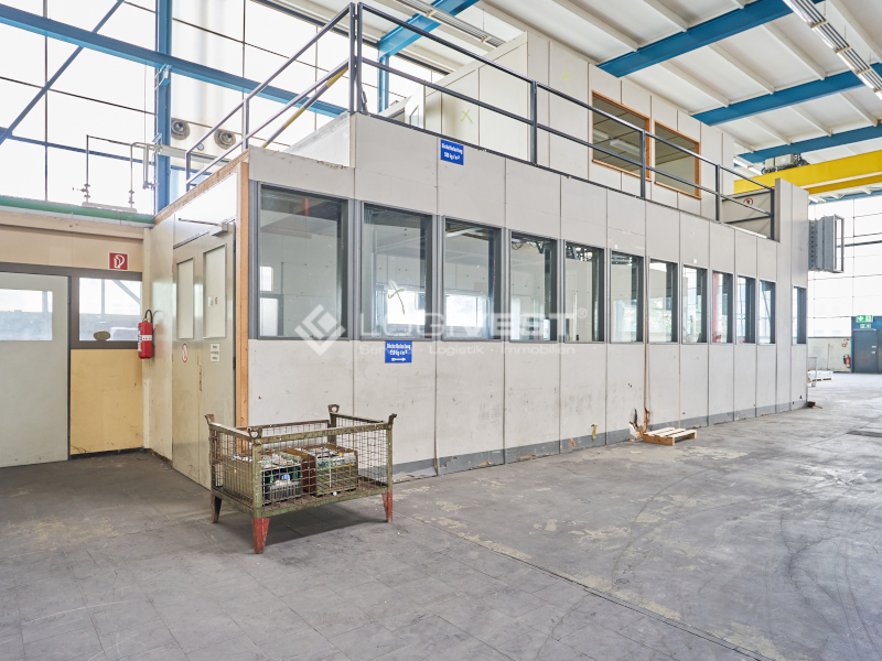 Logivest - Musterbild von Gewerbehalle – 71661