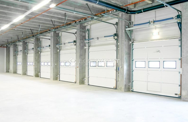 Logivest - Bild von Logistikhalle – 72639