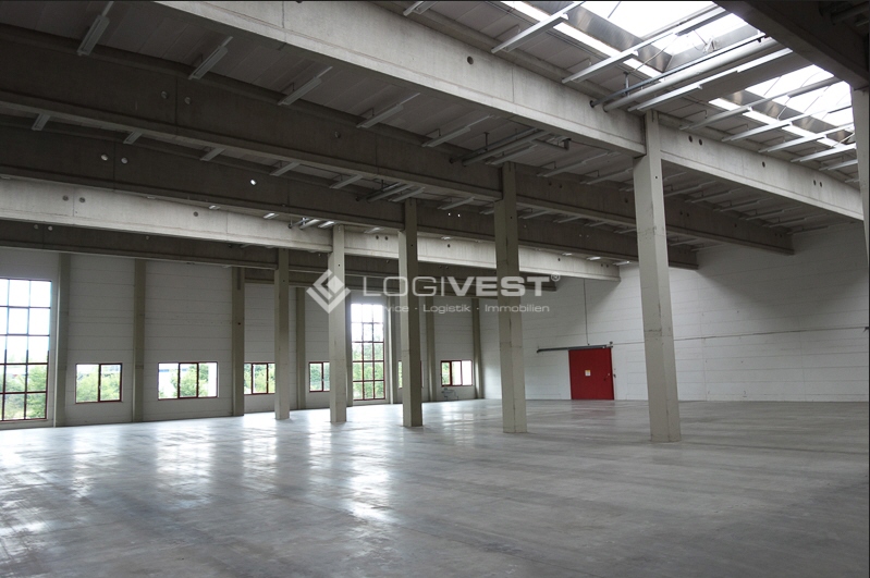 Logivest - Musterbild von Logistikhalle – 73398