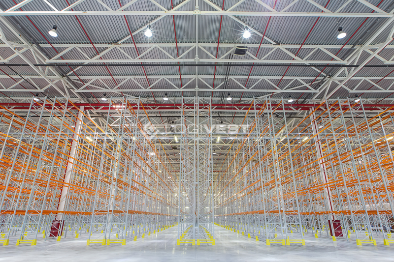 Logivest - Beispiel von Logistikhalle – 73878