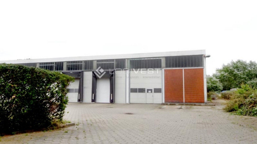 Logivest - Musterbild von Logistikhalle – 74769
