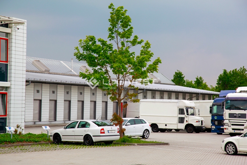 Logivest - Beispiel von Industriehalle – 76080