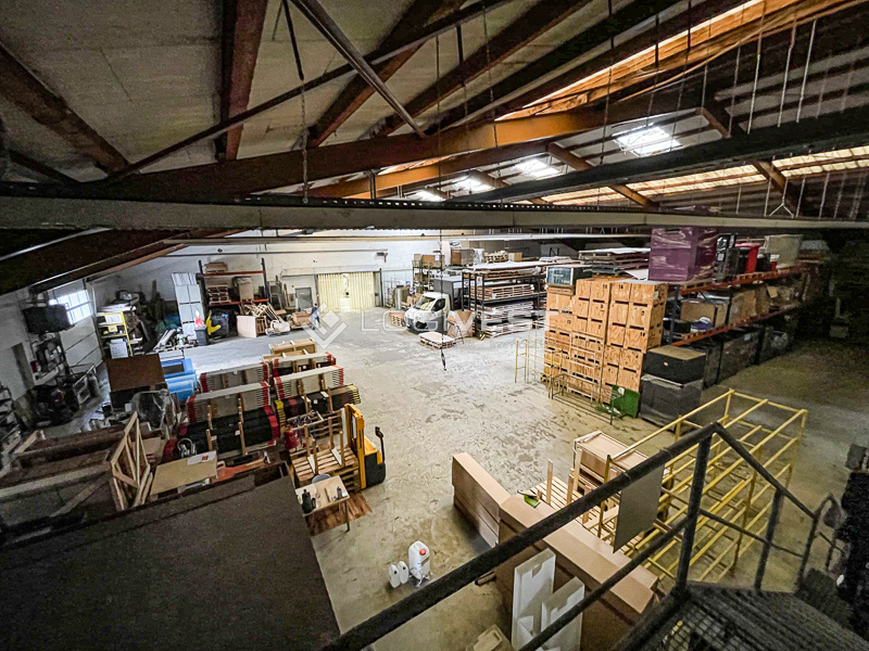 Logivest - Bild von Produktionshalle – 81350
