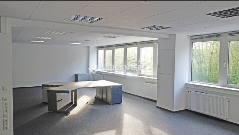 Logivest - Bild von Produktionshalle – 81412