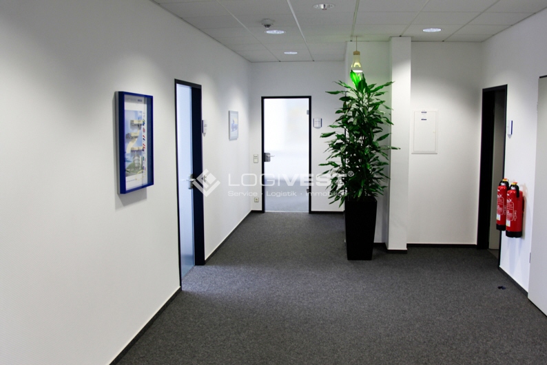 Logivest - Musterbild von Industriehalle – 81627