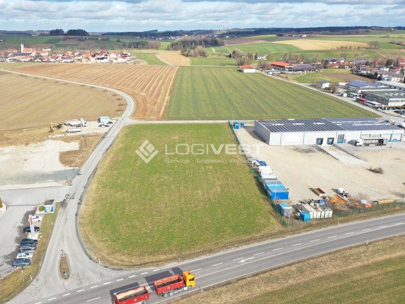 Logivest - Beispiel von Logistikhalle – 82256