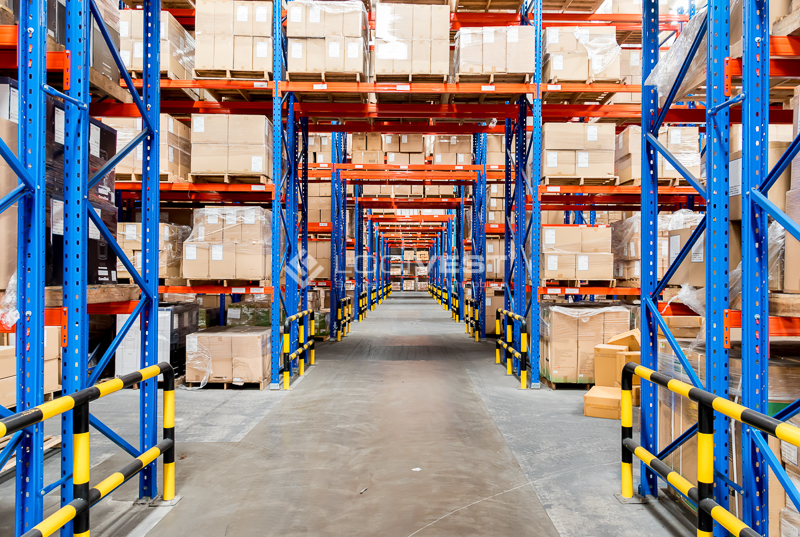 Logivest - Beispiel von Industriehalle – 82335