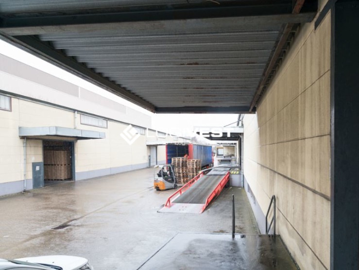Logivest - Musterbild von Lagerhalle – 84186