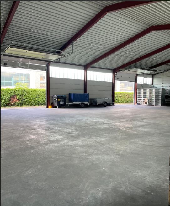 Logivest - Bild von Gewerbeimmobilie – 84247