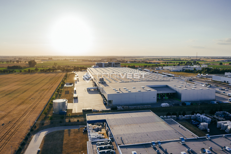 Logivest - Bild von Gewerbehalle – 84838