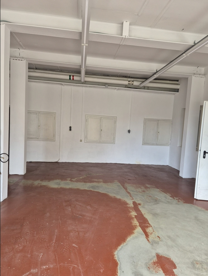 Logivest - Beispiel von Produktionshalle – 86392