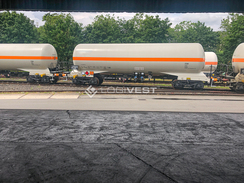 Logivest - Musterbild von Produktionshalle – 86421