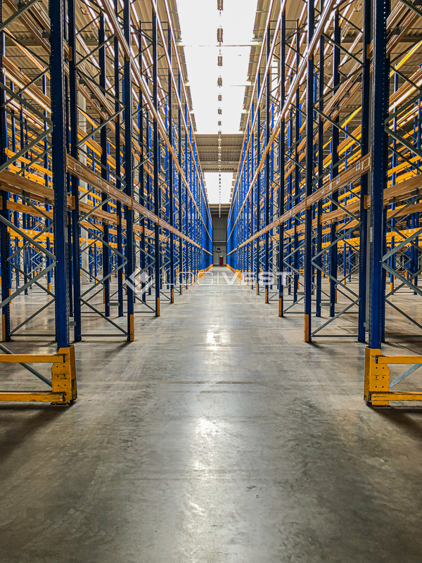 Logivest - Bild von Miethalle – 86458