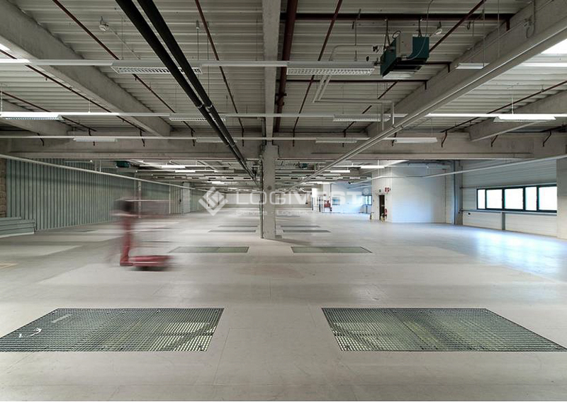 Logivest - Musterbild von Lagerhalle – 86663