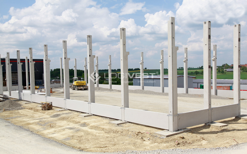 Logivest - Musterbild von Lagerhalle – 86666