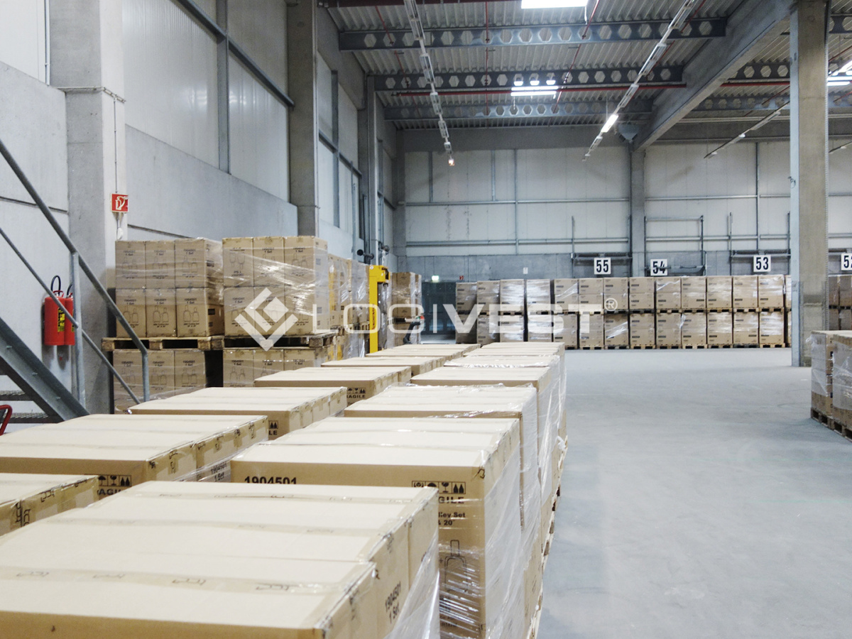 Logivest - Vorschaubild von Produktionshalle – 89448