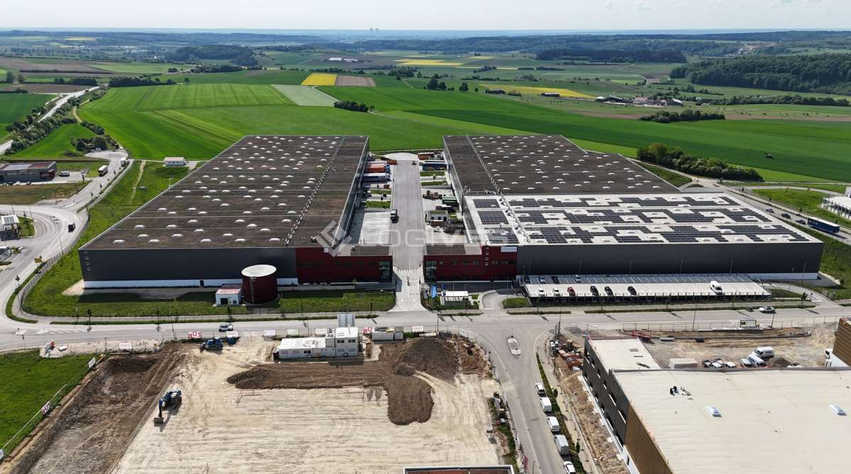 Logivest - Musterbild von Logistikhalle – 91037