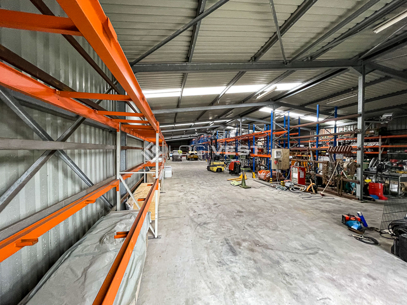 Logivest - Bild von Logistikhalle – 91189