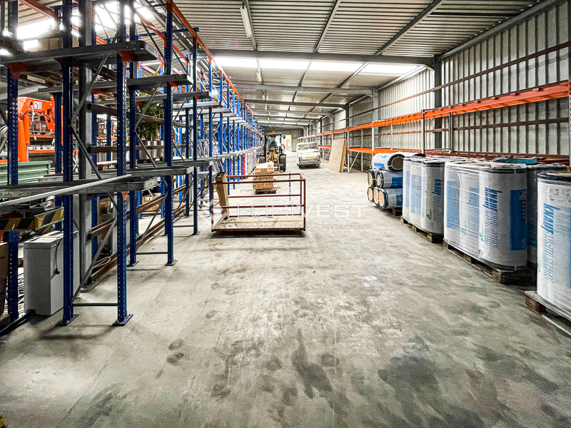 Logivest - Beispiel von Produktionshalle – 92275