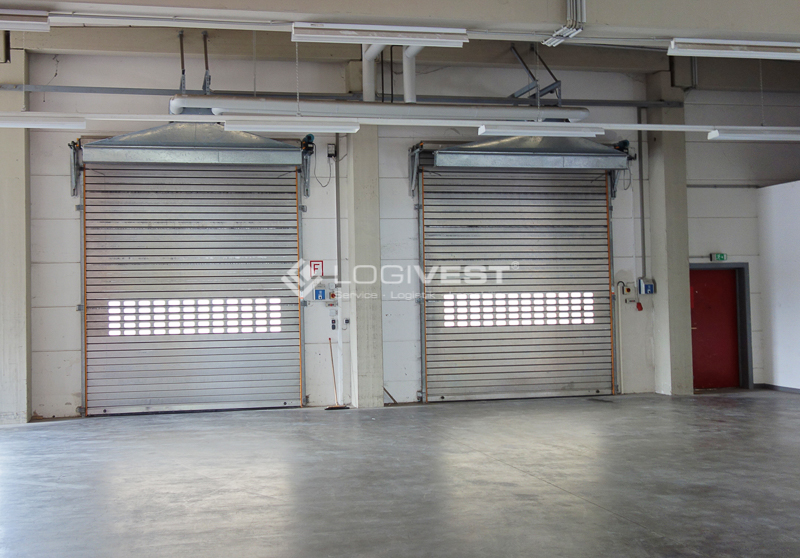 Logivest - Bild von Gewerbehalle – 92562