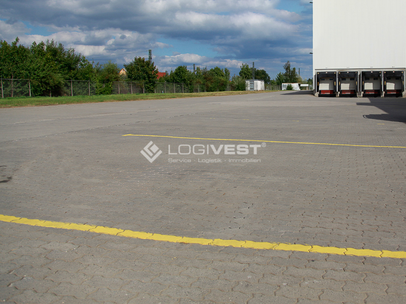 Logivest - Beispiel von Industriehalle – 93160
