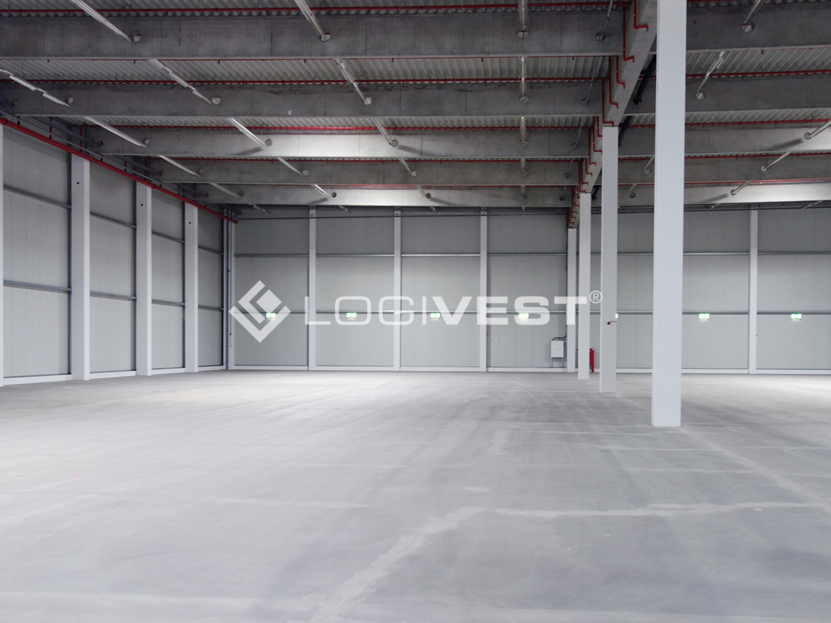 Logivest - Beispiel von Gewerbehalle – 93177