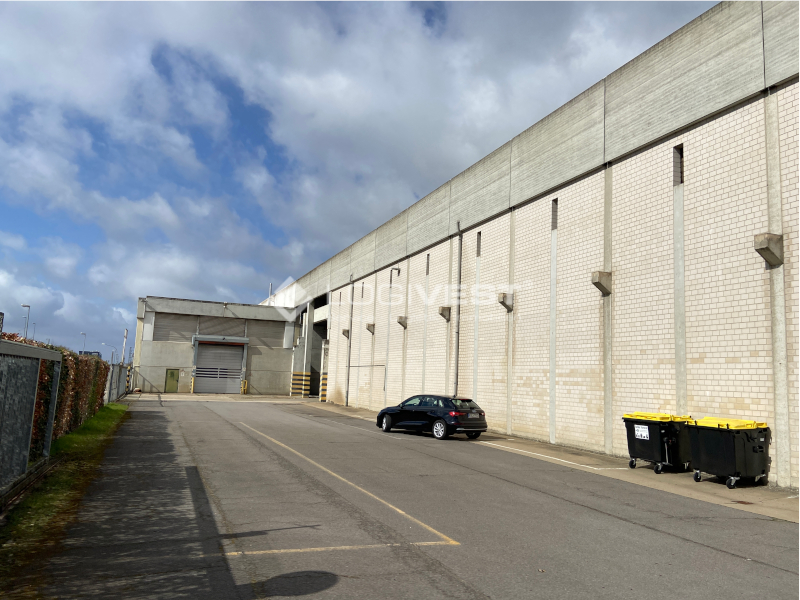 Logivest - Bild von Industriehalle – 93455