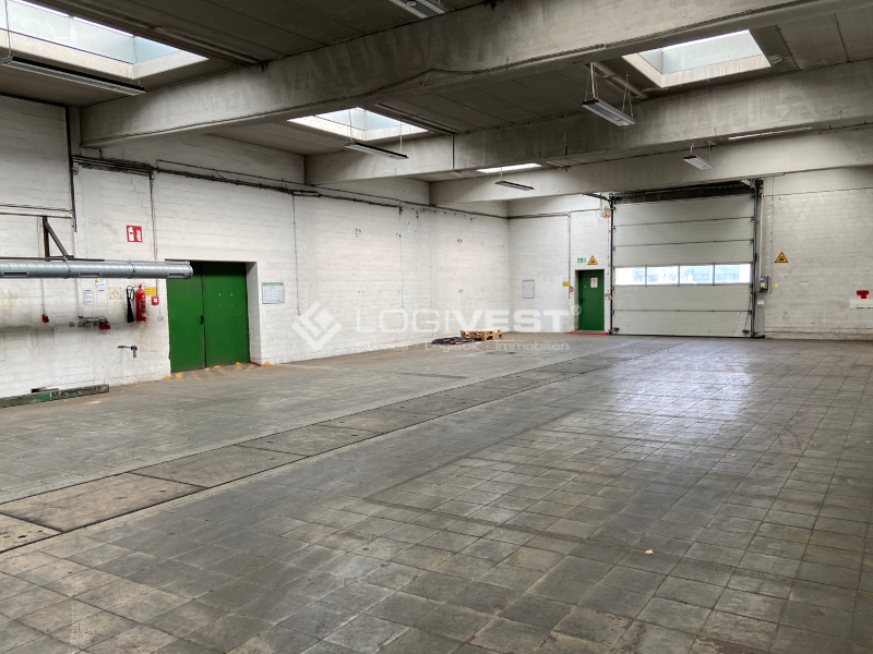 Logivest - Bild von Lagerhalle – 93455