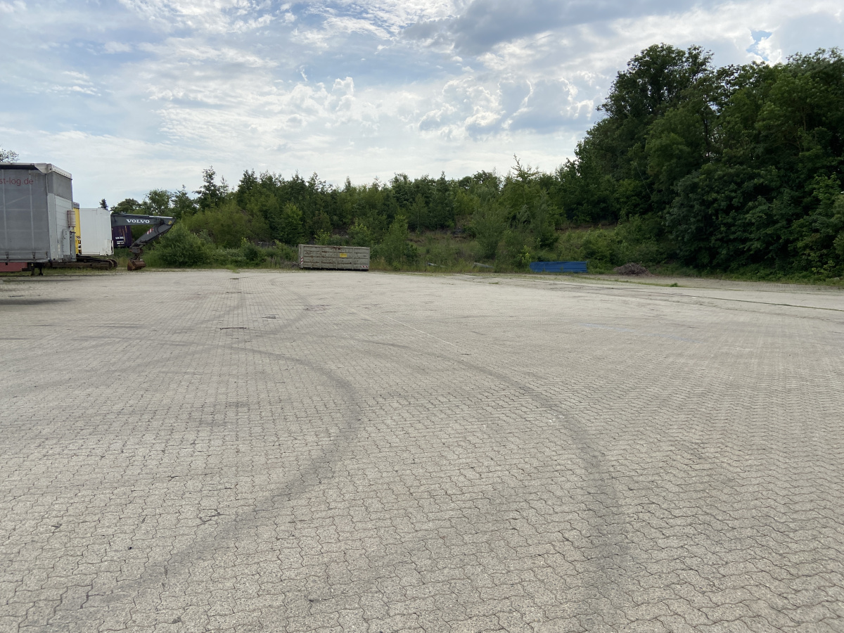 Logivest - Bild von Miethalle – 94756