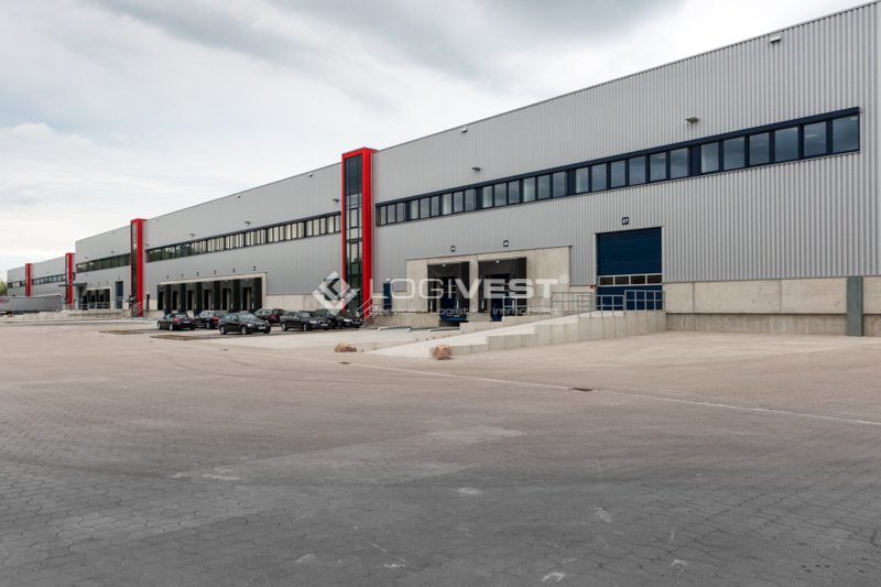 Logivest - Musterbild von Logistikhalle – 95202