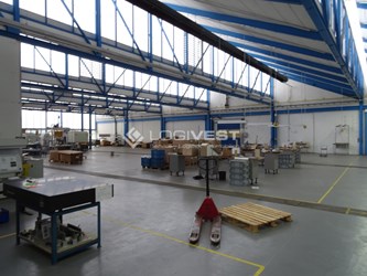 Logivest - Musterbild von Lagerhalle – 18451