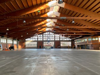 Logivest - Bild von Gewerbehalle – 25120