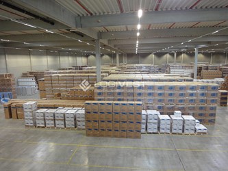 Logivest - Musterbild von Logistikhalle – 32130