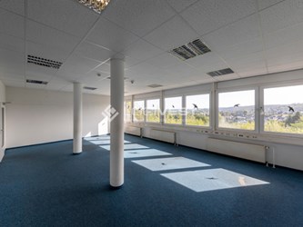 Logivest - Vorschaubild von Gewerbeimmobilie – 35676