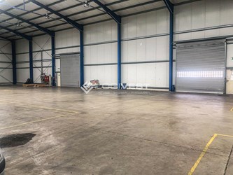 Logivest - Vorschaubild von Produktionshalle – 61660