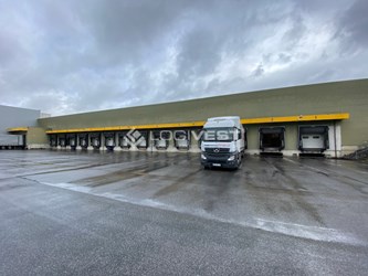 Logivest - Bild von Gewerbehalle – 67574