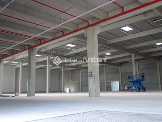 Logivest - Musterbild von Logistikhalle – 72967