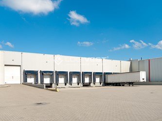 Logivest - Musterbild von Industriehalle – 74952